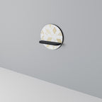 SPOTTED DAZE Rund konsthylla i svart finish