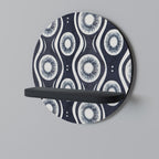 GRAPHITE EYES Rund konsthylla i svart finish