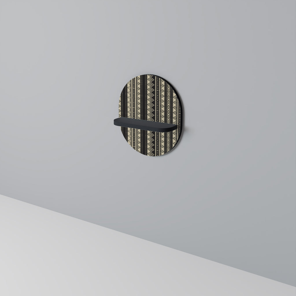 AZTEC Oval konsthylla i svart finish