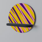 DRÖMMAR GÅR IN Runda konsthylla i svart finish