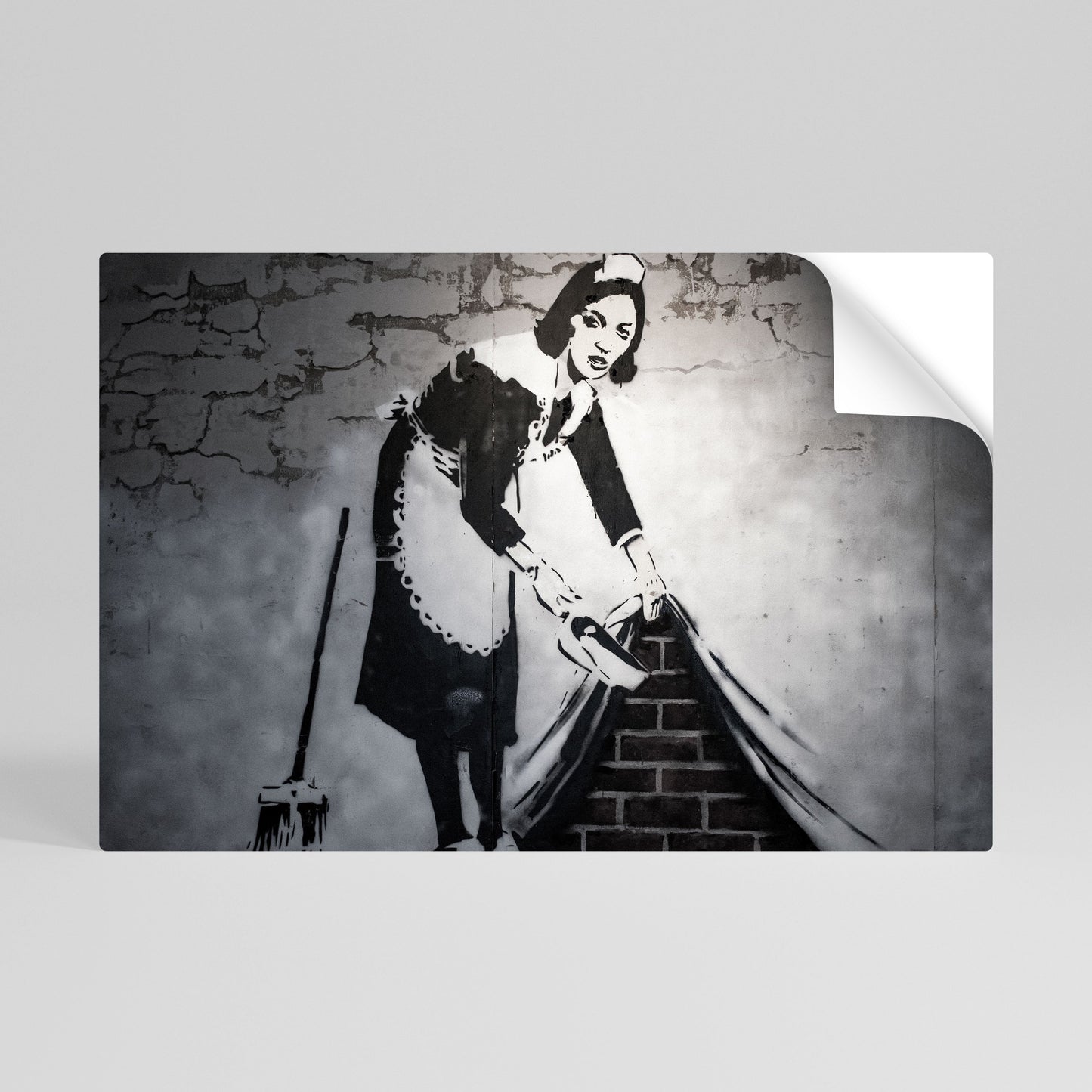 SWEEPING UNDER (BANKSY) Horisontell affisch med självhäftande text