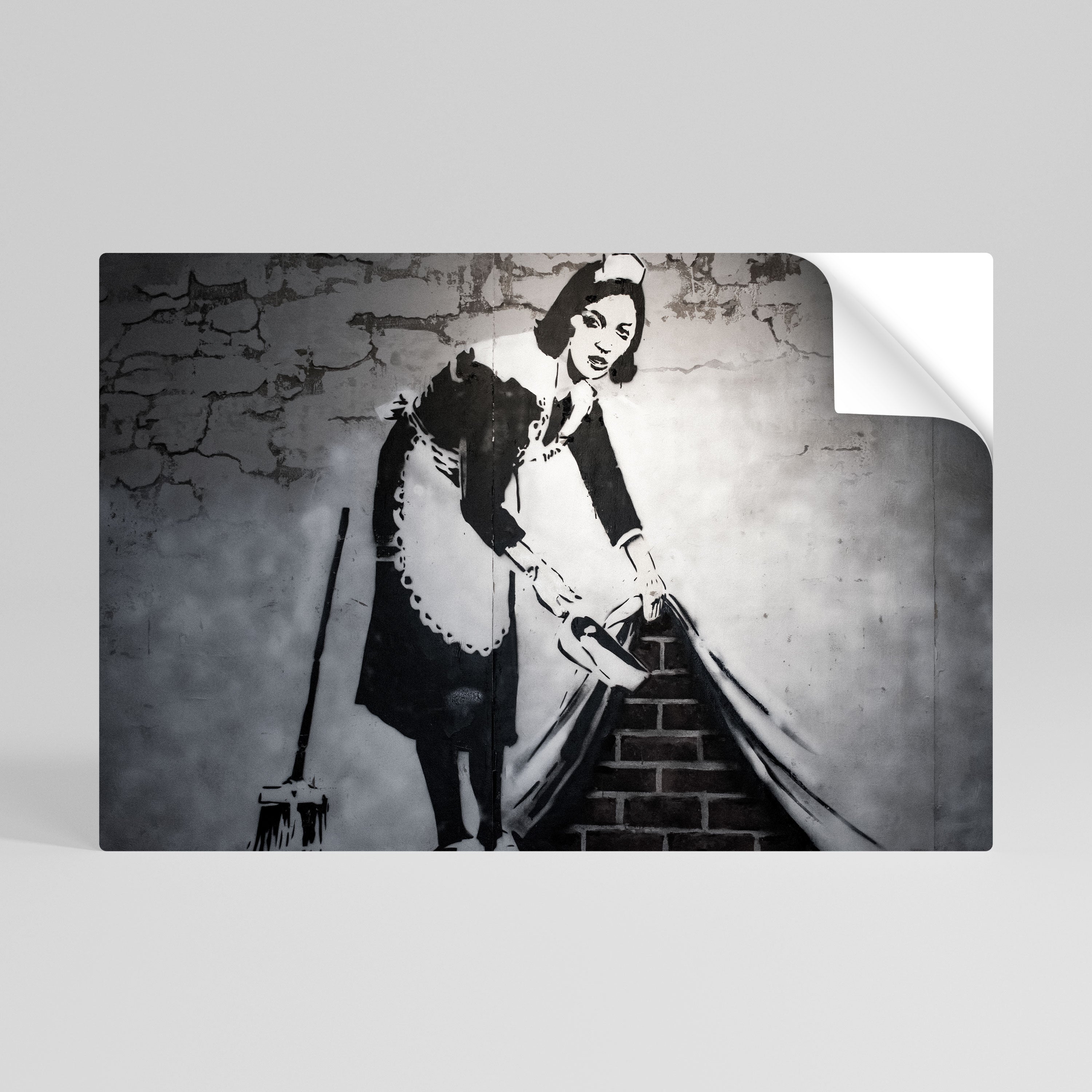 SWEEPING UNDER (BANKSY) Horisontell affisch med självhäftande text