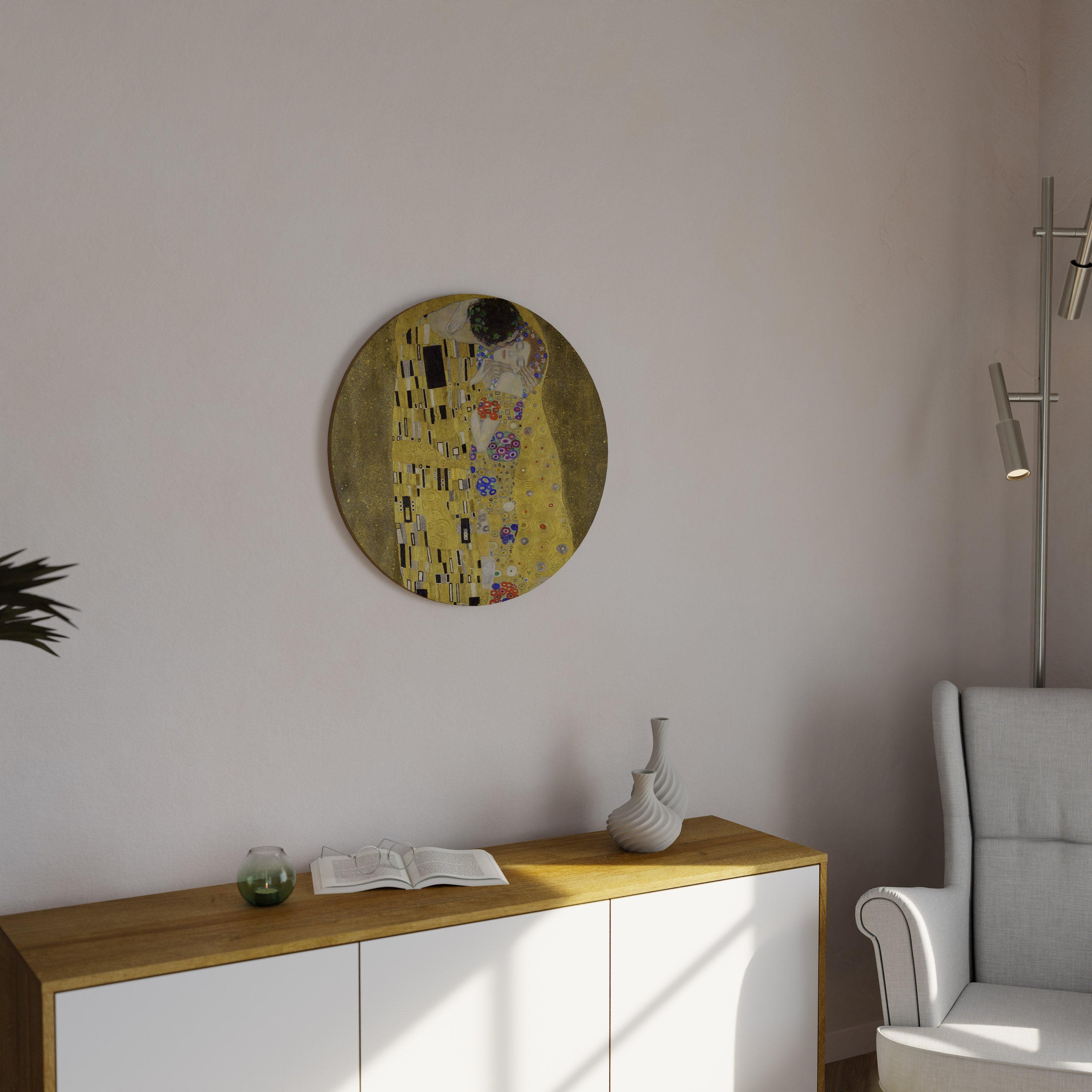 THE KISS Round Wall Art