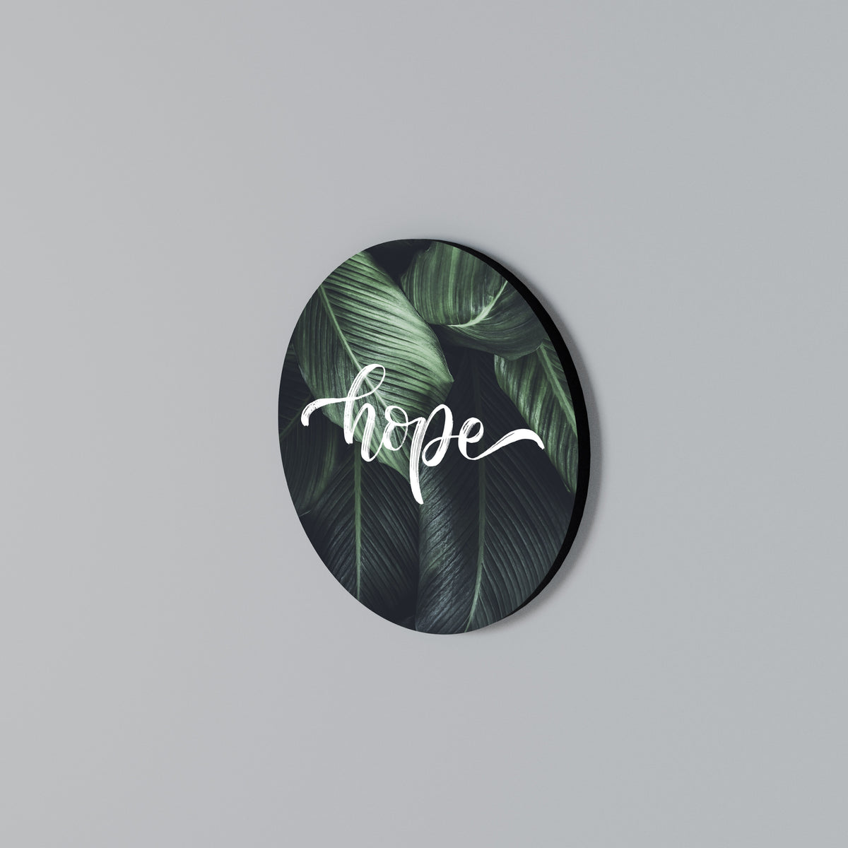 GREEN WHISPERS OF HOPE Rund väggdekor