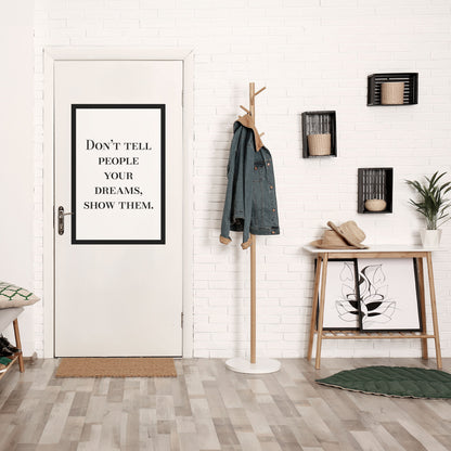 DRÖMMAR I HANDLING Vertikal poster med självhäftande text
