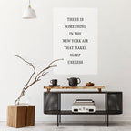NEW YORK NIGHTS OROLIGHETER vertikal affisch med självhäftande motiv