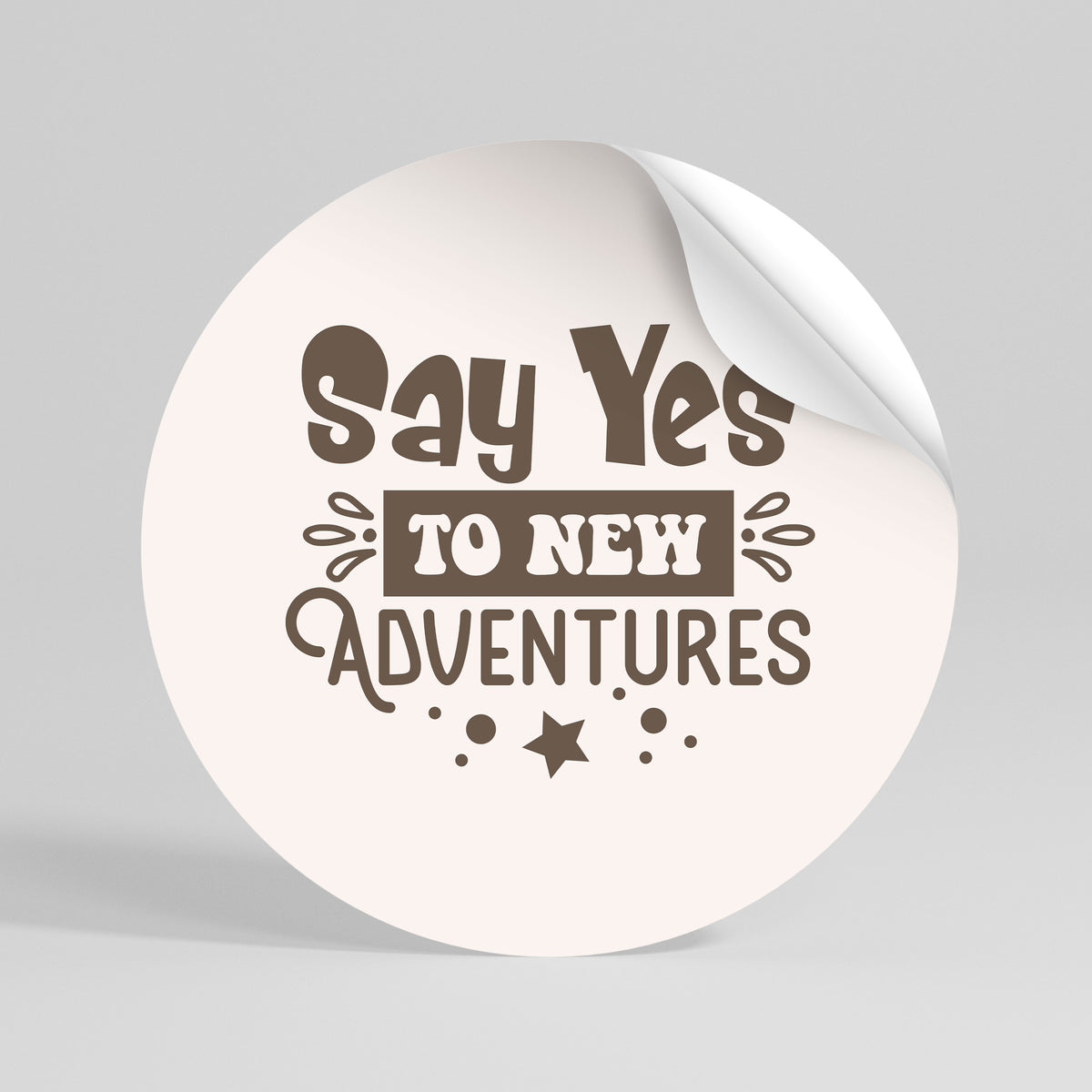 ADVENTURE AWAITS YOU Rund väggdekal