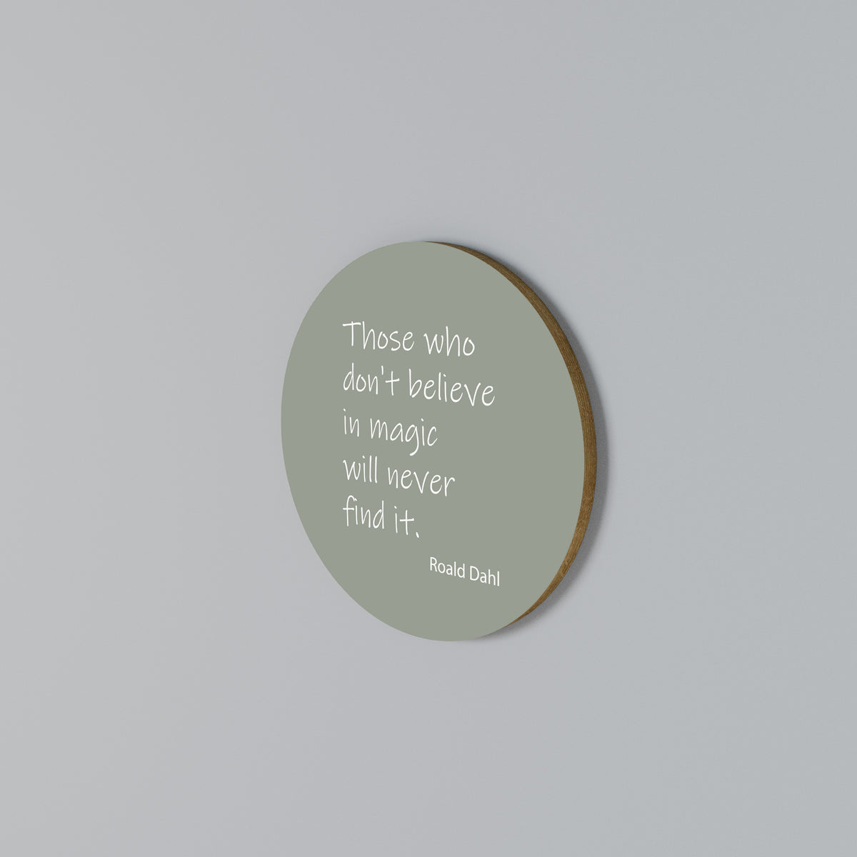 MAGIC OF BELIEF Rund väggdekor