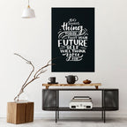 GÖR NÅGOT IDAG Vertikal affisch med självhäftande klistra inuti