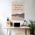 SE INTE TILLBAKA Dra av och klistra vertikal affisch