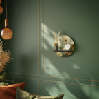 DREAMY MEADOW Rund konsthylla i svart finish