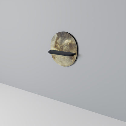 GENTLE POWER Oval konsthylla i svart finish
