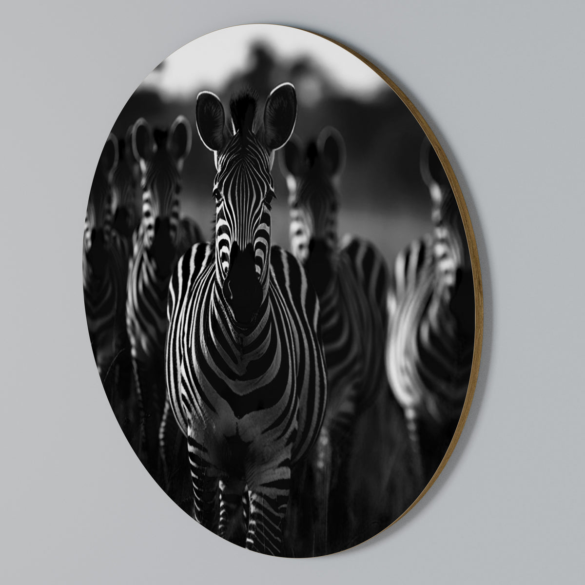 STRIPED SYMPHONY SAGA Round Wall Art