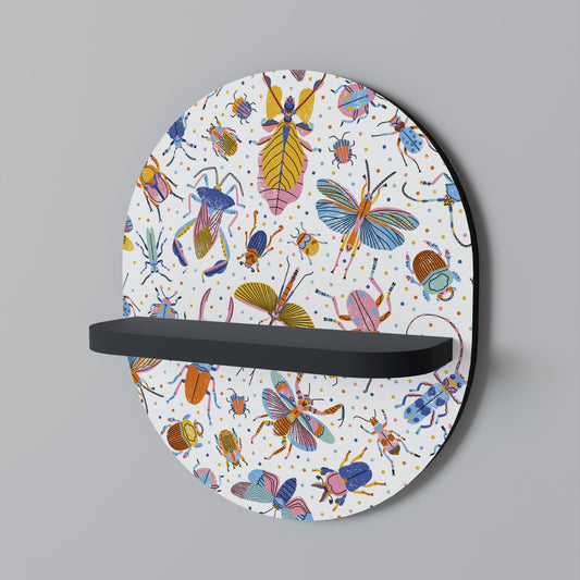 FÄRGERIGA INSEKTER Oval konsthylla i svart finish