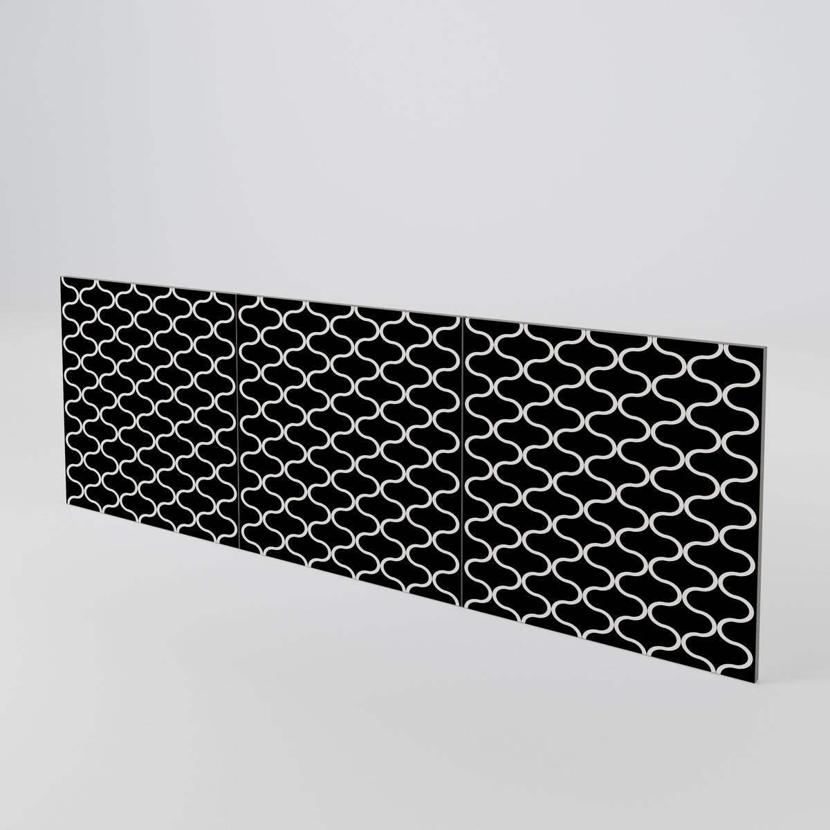 TESSELATED BLACKNESS Luckset med 3 dörrar till sideboard