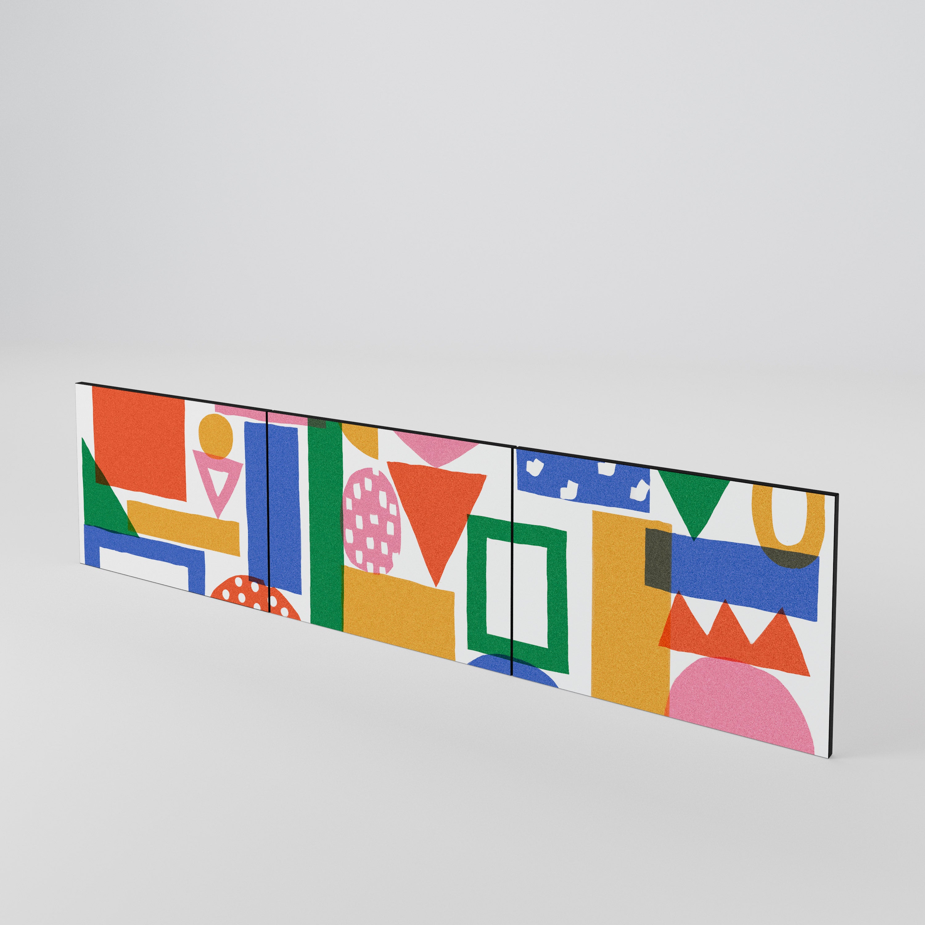 GEOMETRIC GLIMMER Luckset med 3 dörrar till TV-bänk