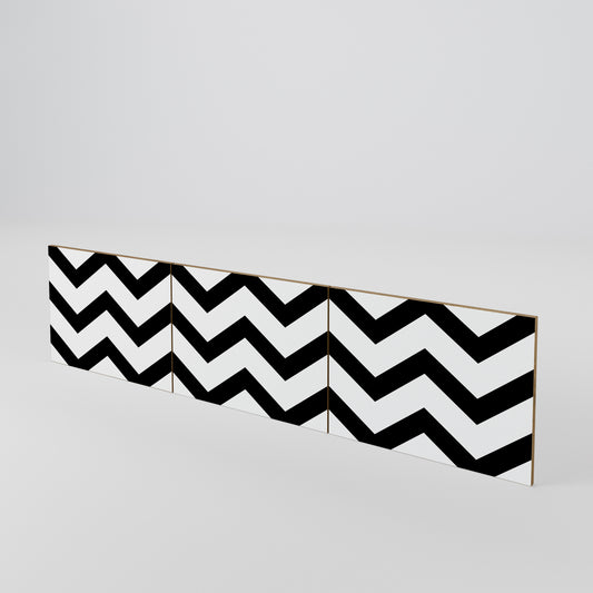 CLASSIC ZIG ZAG Luckset med 3 dörrar till TV-bänk