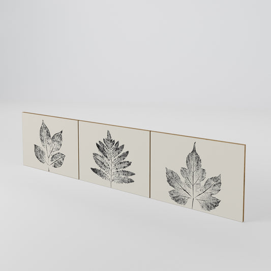 LEAFY STAMPS Luckset med 3 dörrar till TV-bänk