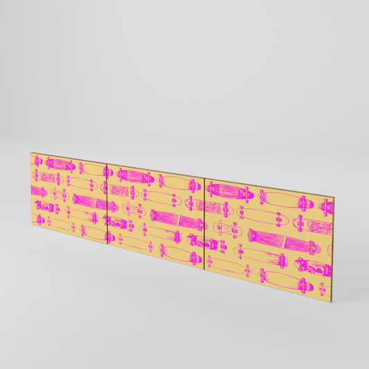 SKATEBOARD ARTISTRY Luckset med 3 dörrar till TV-bänk