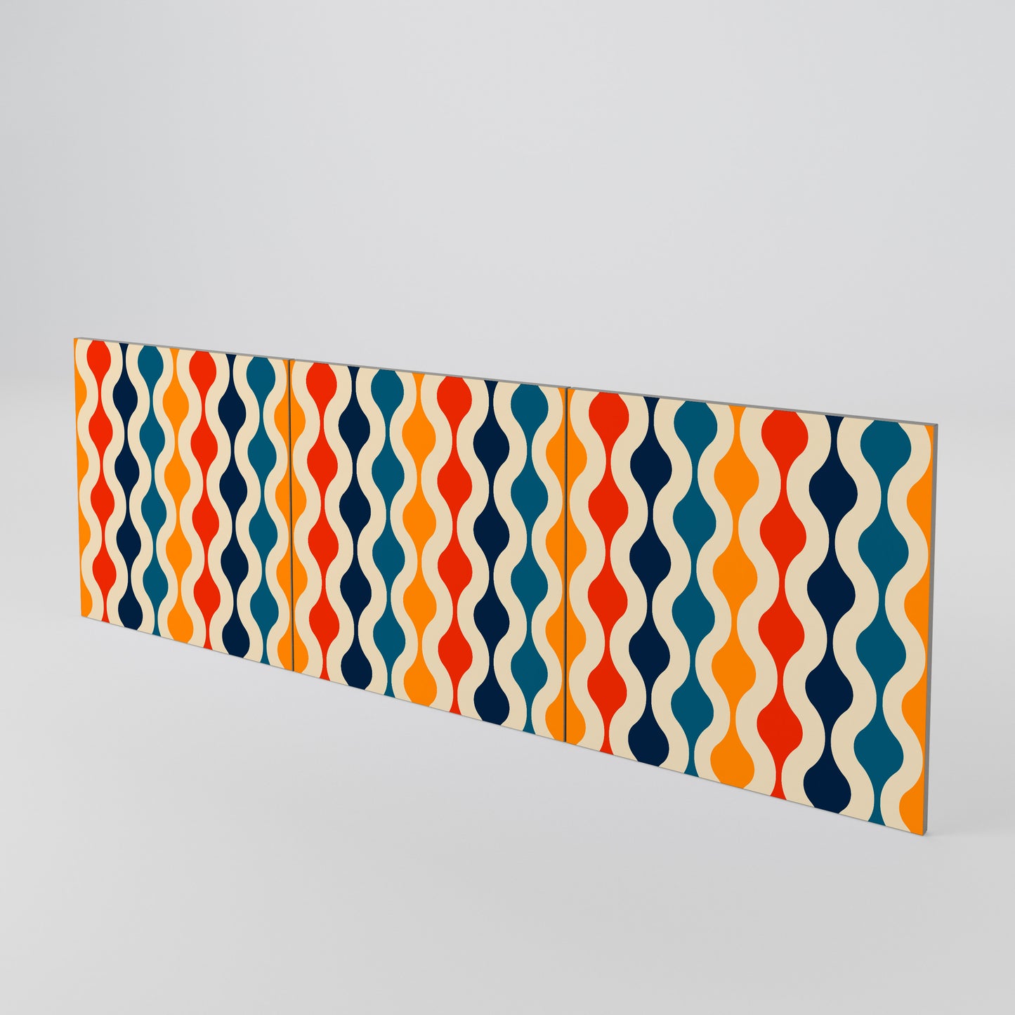 COLORFUL NOSTALGIA Luckset med 3 dörrar till sideboard