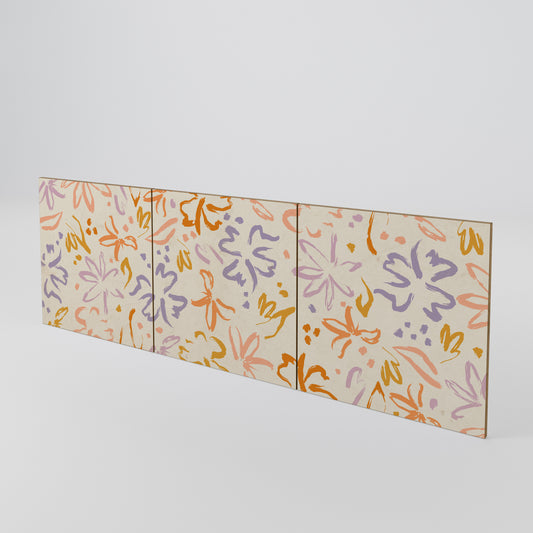 SPRING WHIMSY Luckset med 3 dörrar till sideboard