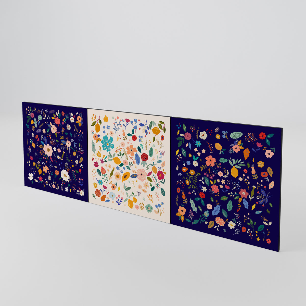 FLORAL COMBINATION Luckset med 3 dörrar till sideboard