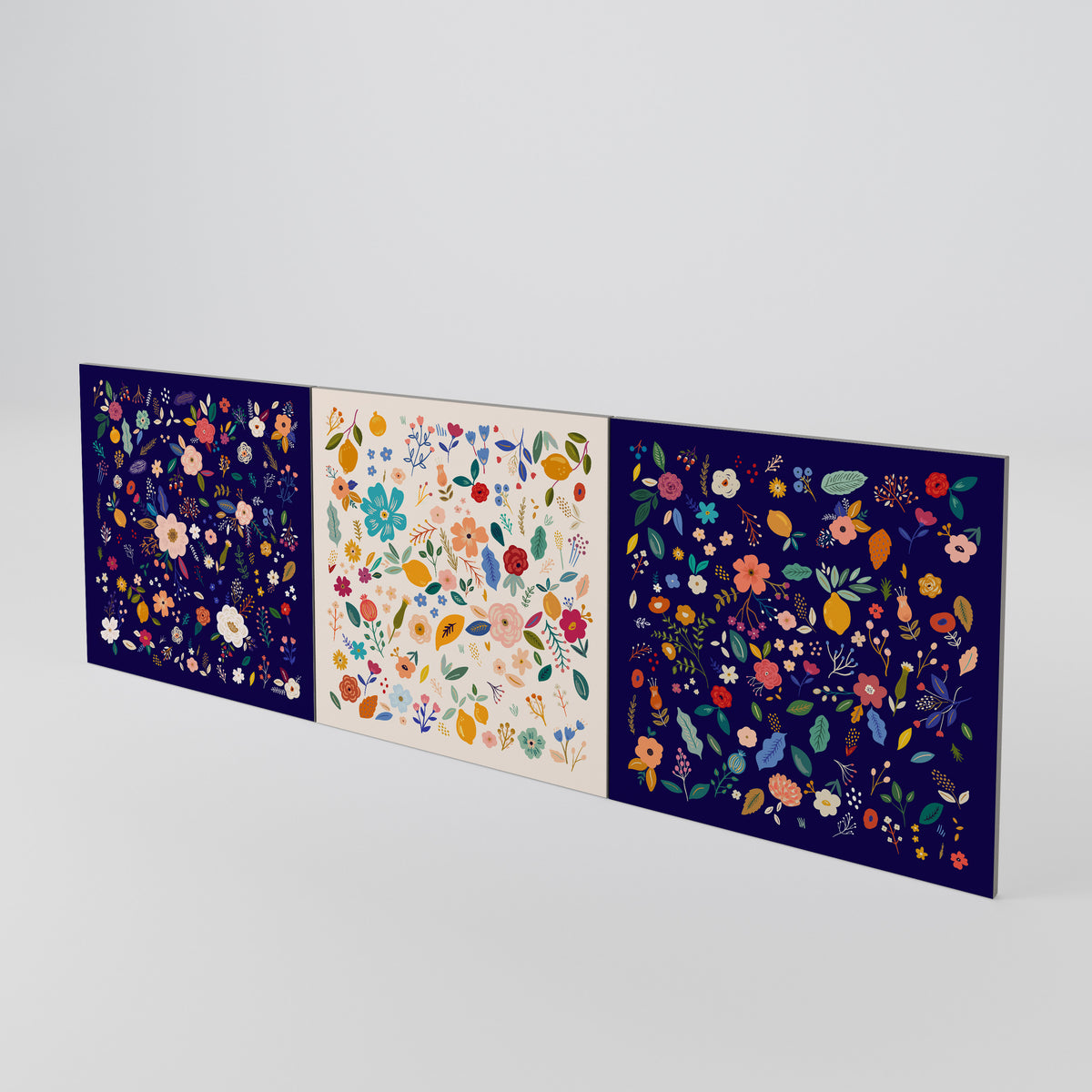 FLORAL COMBINATION Luckset med 3 dörrar till sideboard