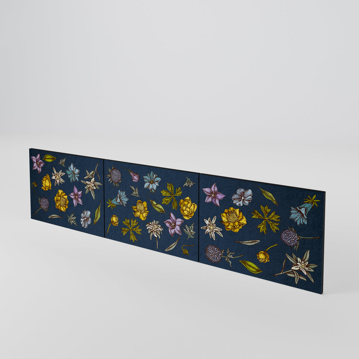 FLOWERS ON NAVY BLUE Luckset med 3 dörrar till TV-bänk