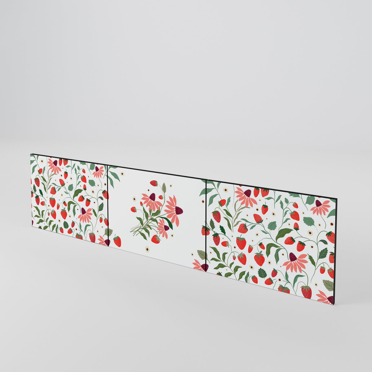 FLOWERS AND STRAWBERRIES Luckset med 3 dörrar till TV-bänk