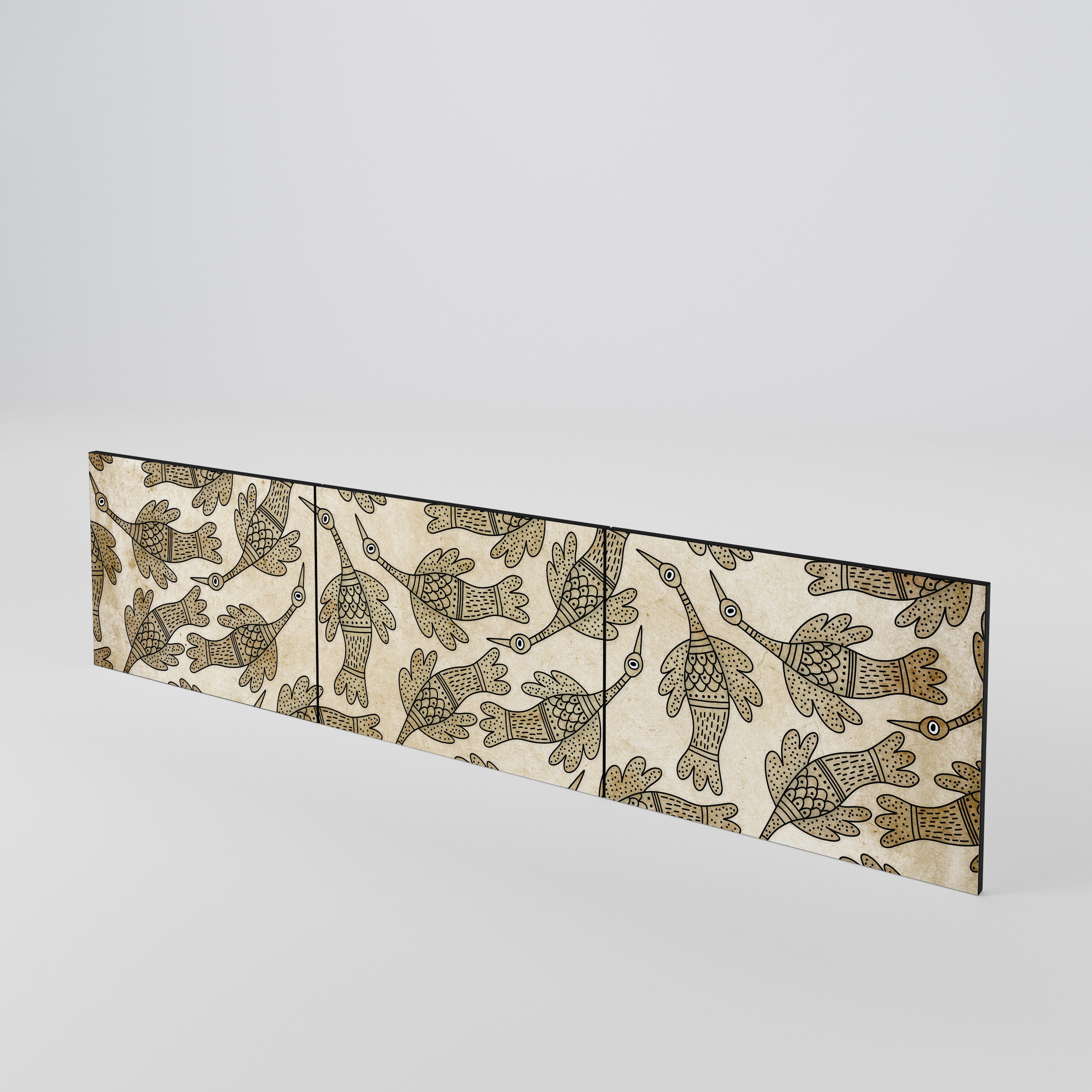 ALMONDINE SONGBIRD Luckset med 3 dörrar till TV-bänk